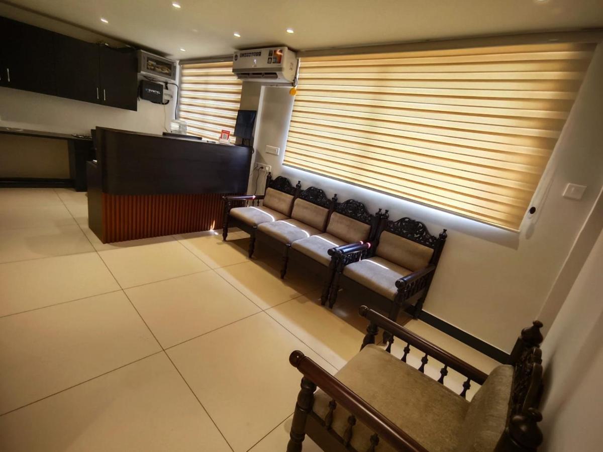לינה וארוחת בוקר טריואנדרום Ivy Residency מראה חיצוני תמונה